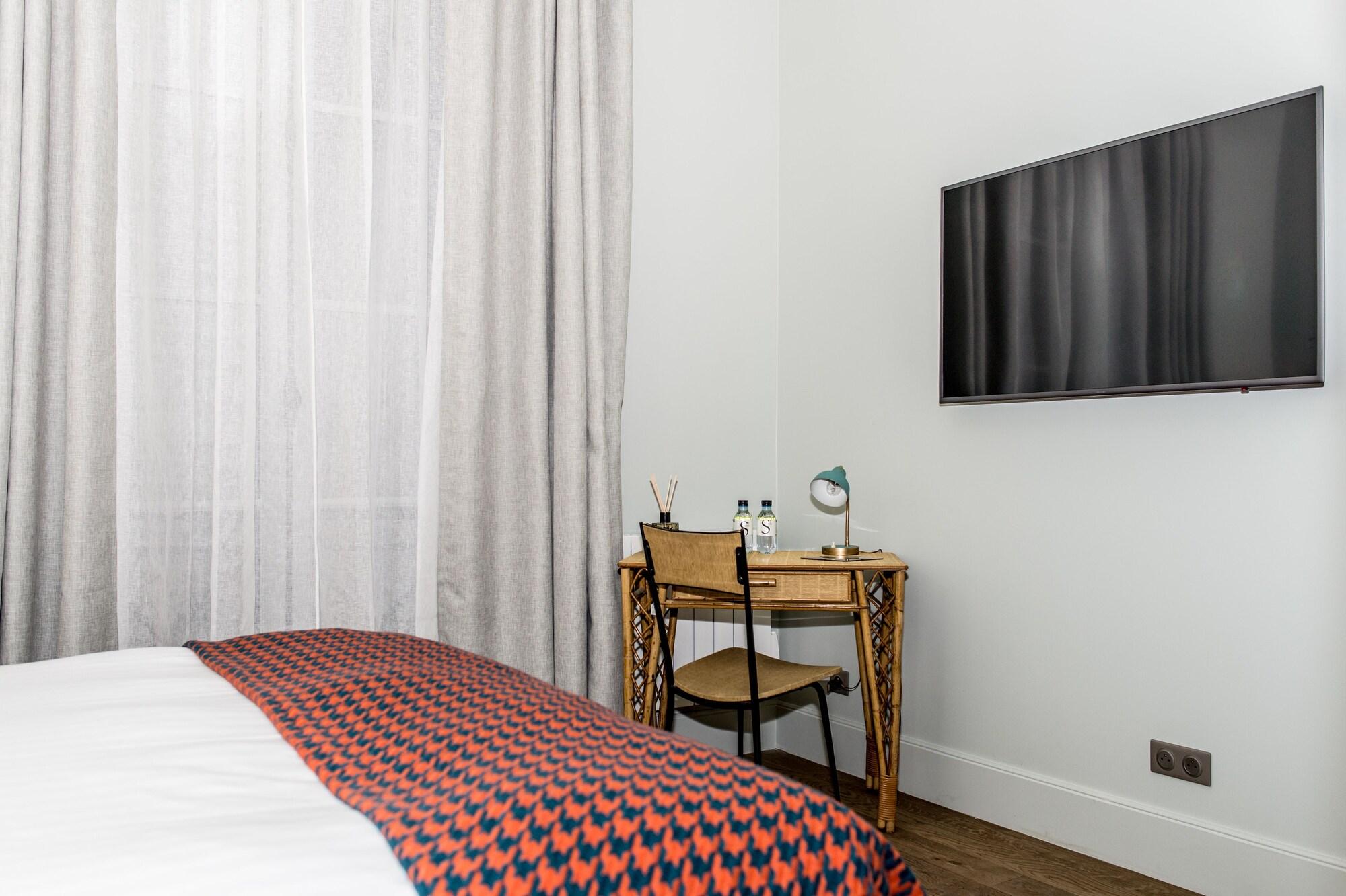 1Er Etage Sopi-Montmartre Otel Paris Dış mekan fotoğraf